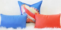 Captiva Queen Conch Throw Pillow 20x20